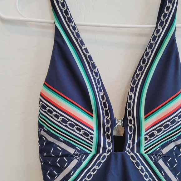 NWT Jets Riviera Plunge Swimsuit INK/WHITE Size 4 - Picture 7 of 16